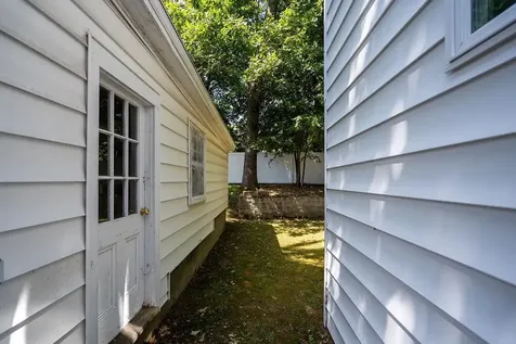 710 Coolidge Avenue Manchester NH 03102
