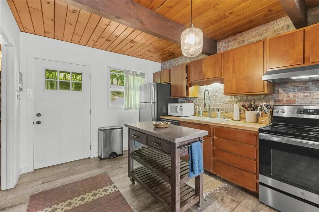 67 Fox Hill Road Stowe VT 05672