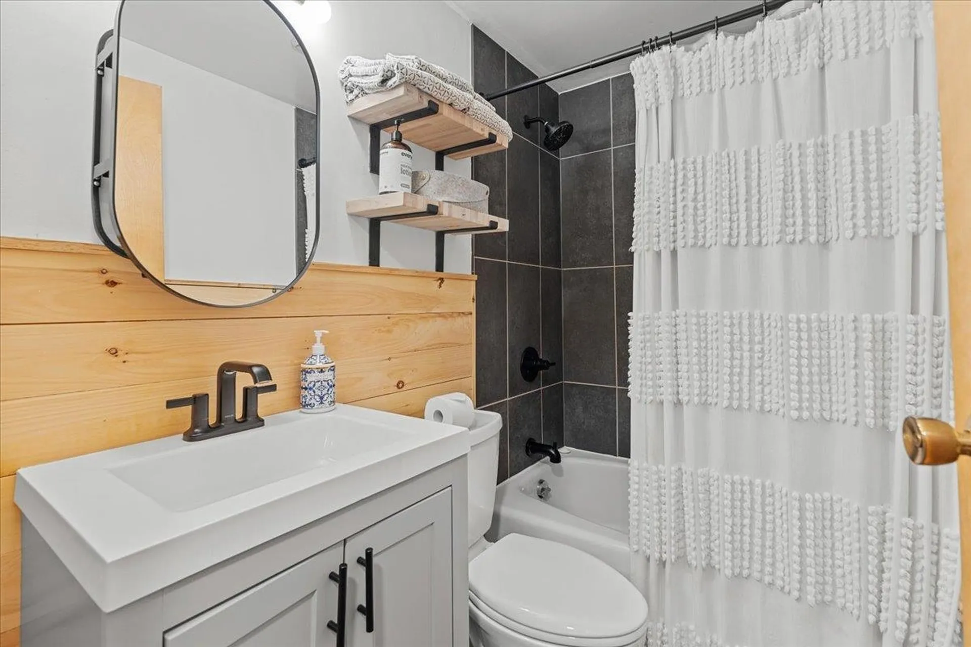 67 Fox Hill Road Stowe VT 05672