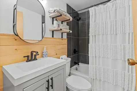 67 Fox Hill Road Stowe VT 05672