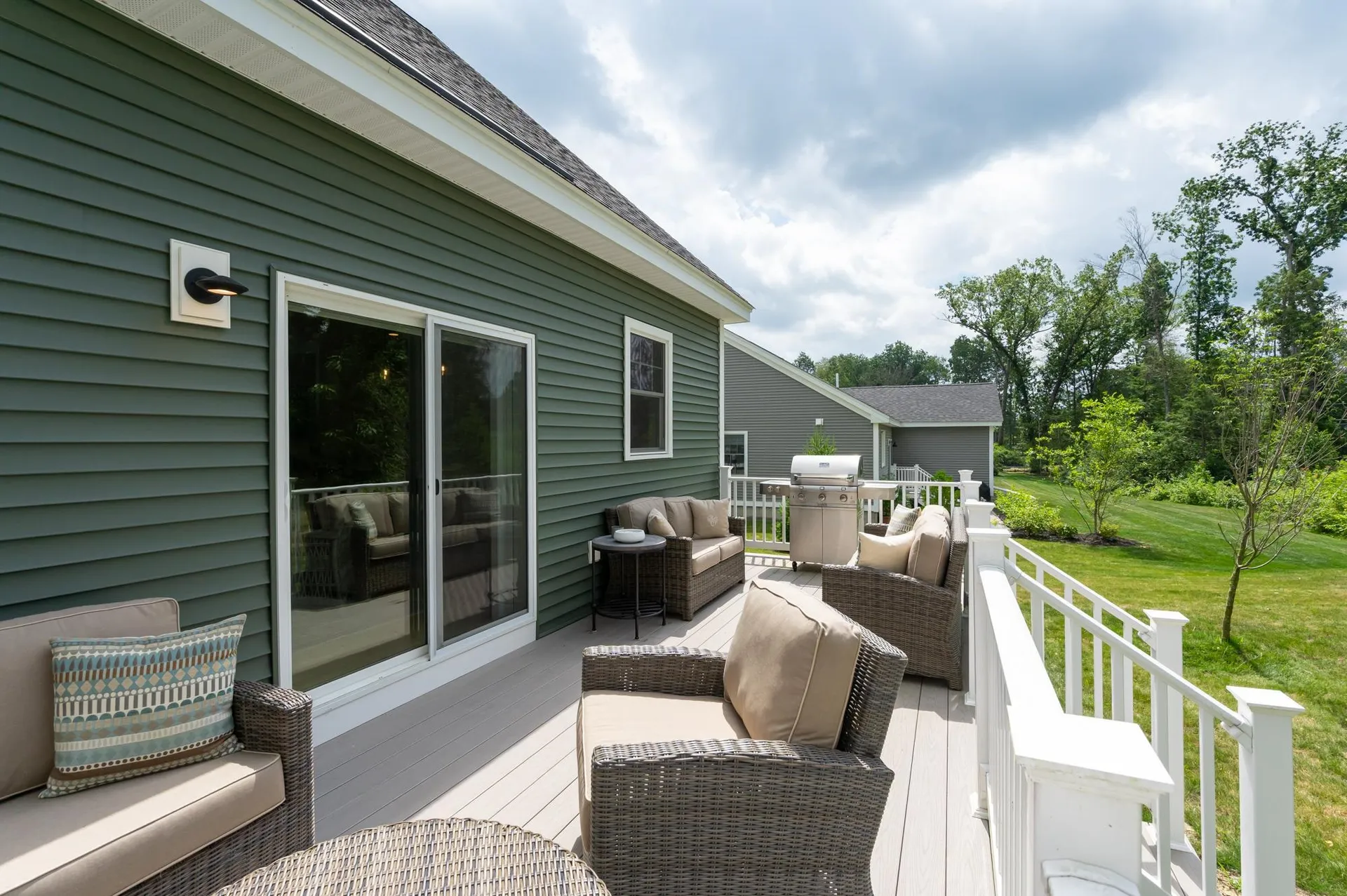 15 Rose Fountain Lane Hampton NH 03842