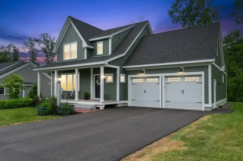 15 Rose Fountain Lane Hampton NH 03842