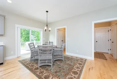 15 Rose Fountain Lane Hampton NH 03842