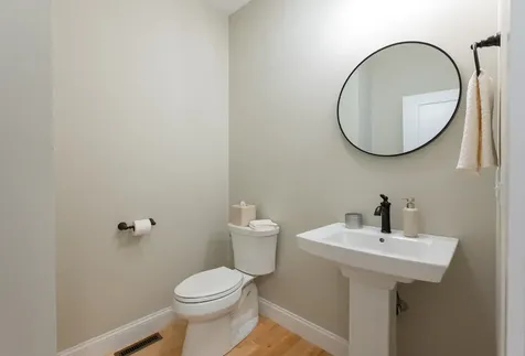 15 Rose Fountain Lane Hampton NH 03842