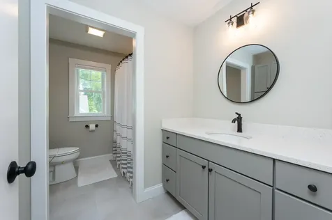 15 Rose Fountain Lane Hampton NH 03842