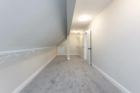 15 Rose Fountain Lane Hampton NH 03842