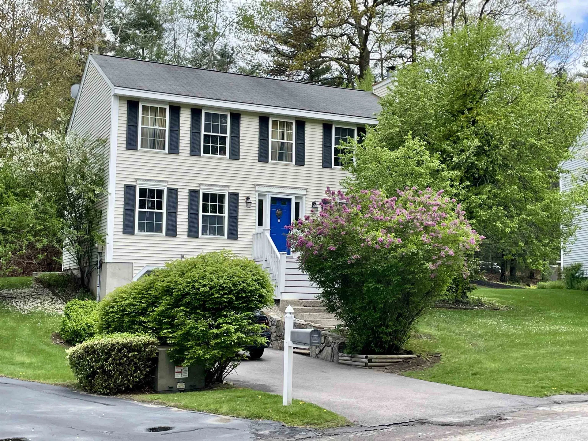 5 Sycamore Lane Merrimack NH 03054