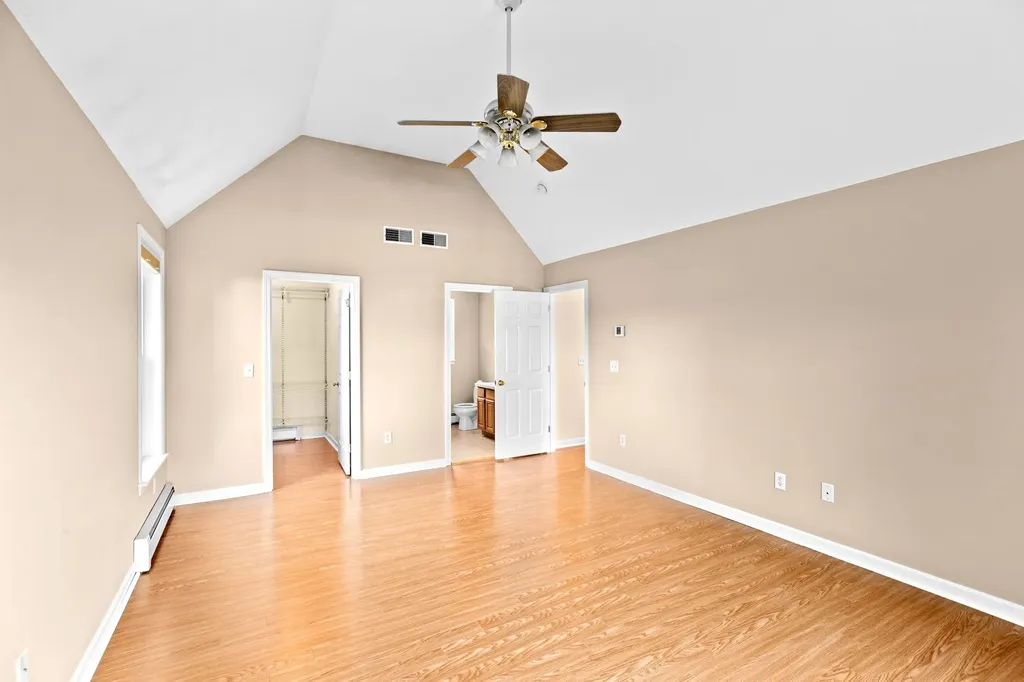 44 Cambridge Drive Auburn NH 03032