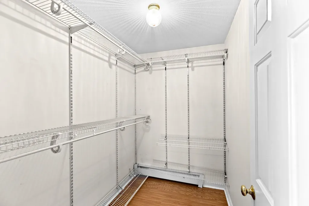 44 Cambridge Drive Auburn NH 03032