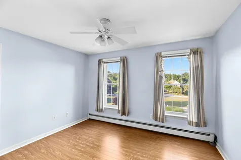 44 Cambridge Drive Auburn NH 03032