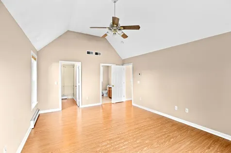 44 Cambridge Drive Auburn NH 03032