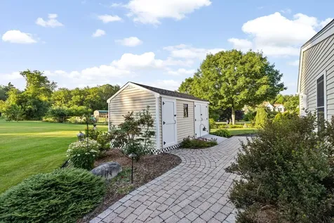 44 Cambridge Drive Auburn NH 03032