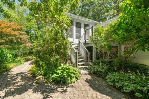 217 Hall Avenue Henniker NH 03242