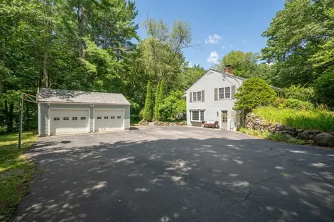 217 Hall Avenue Henniker NH 03242