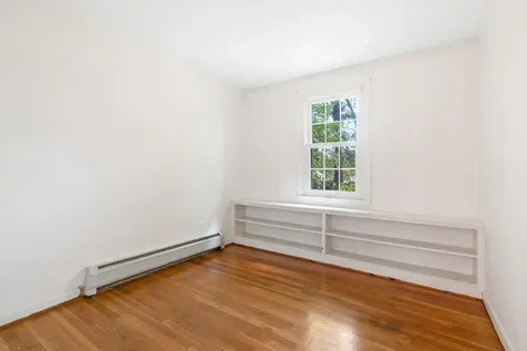 217 Hall Avenue Henniker NH 03242
