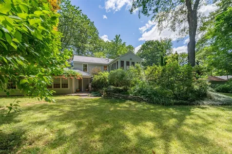 217 Hall Avenue Henniker NH 03242