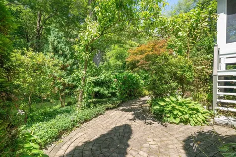 217 Hall Avenue Henniker NH 03242