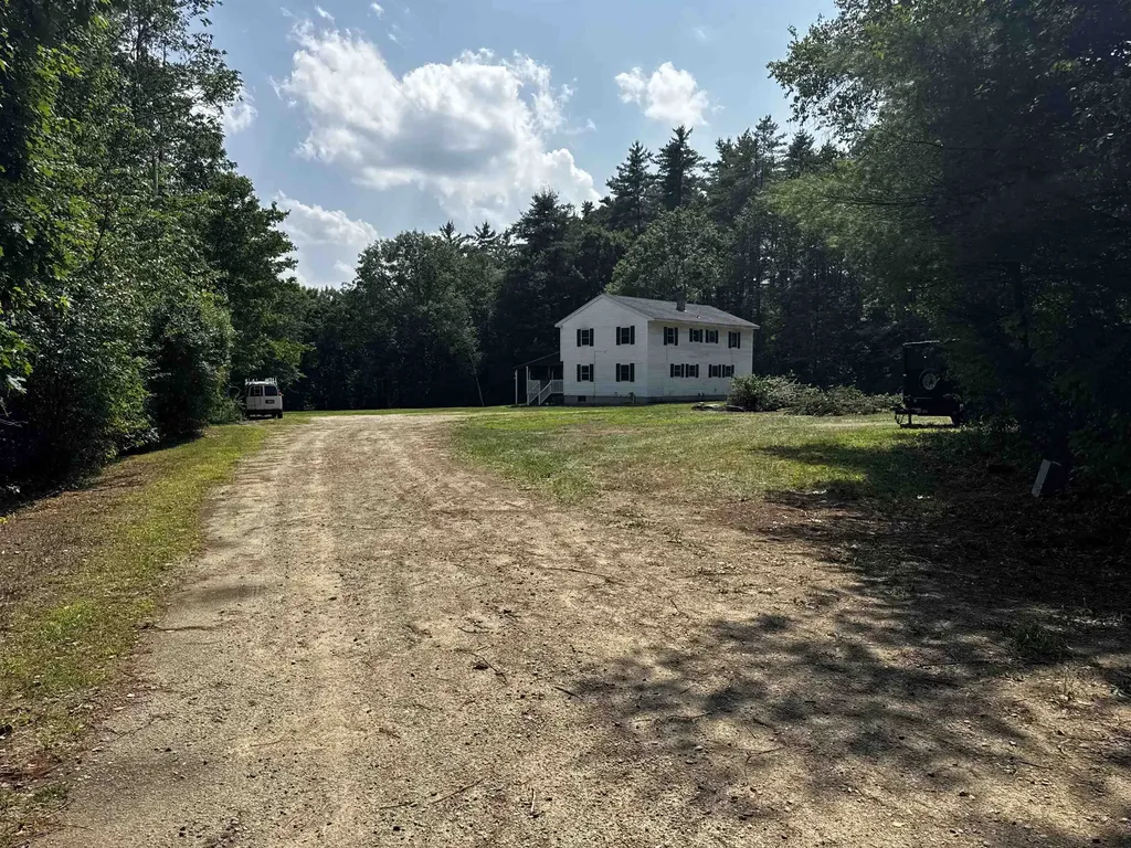 109 Ayers Road Canterbury NH 03224