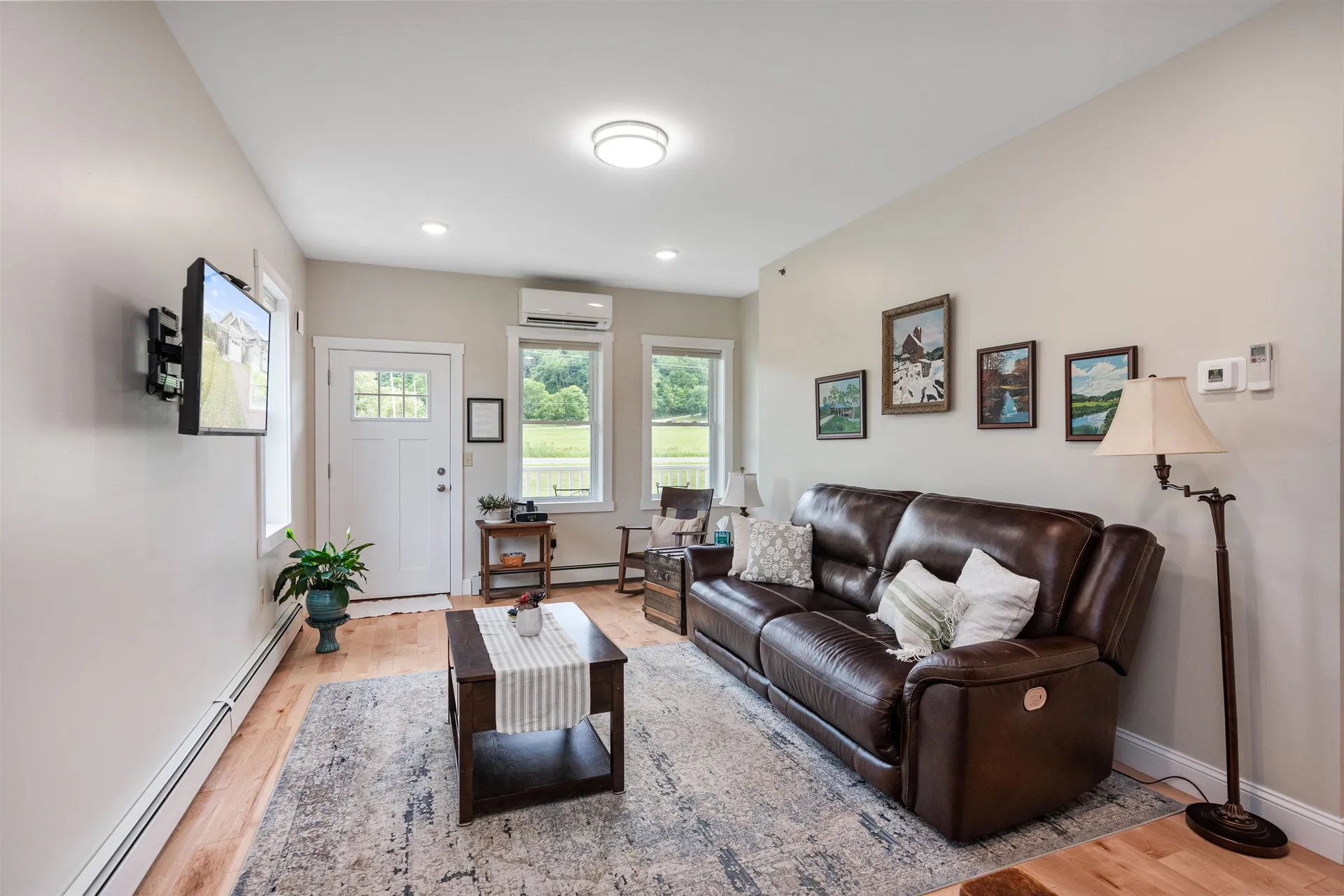 13 Clover Lane Hinesburg VT 05461