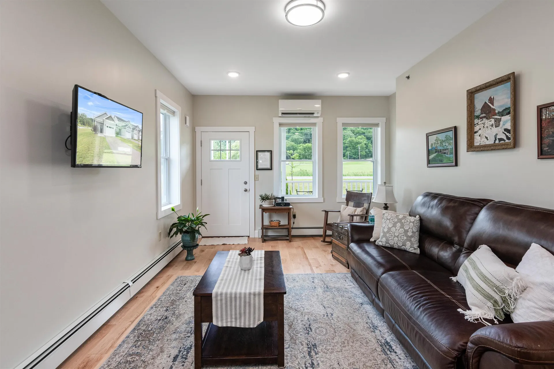 13 Clover Lane Hinesburg VT 05461