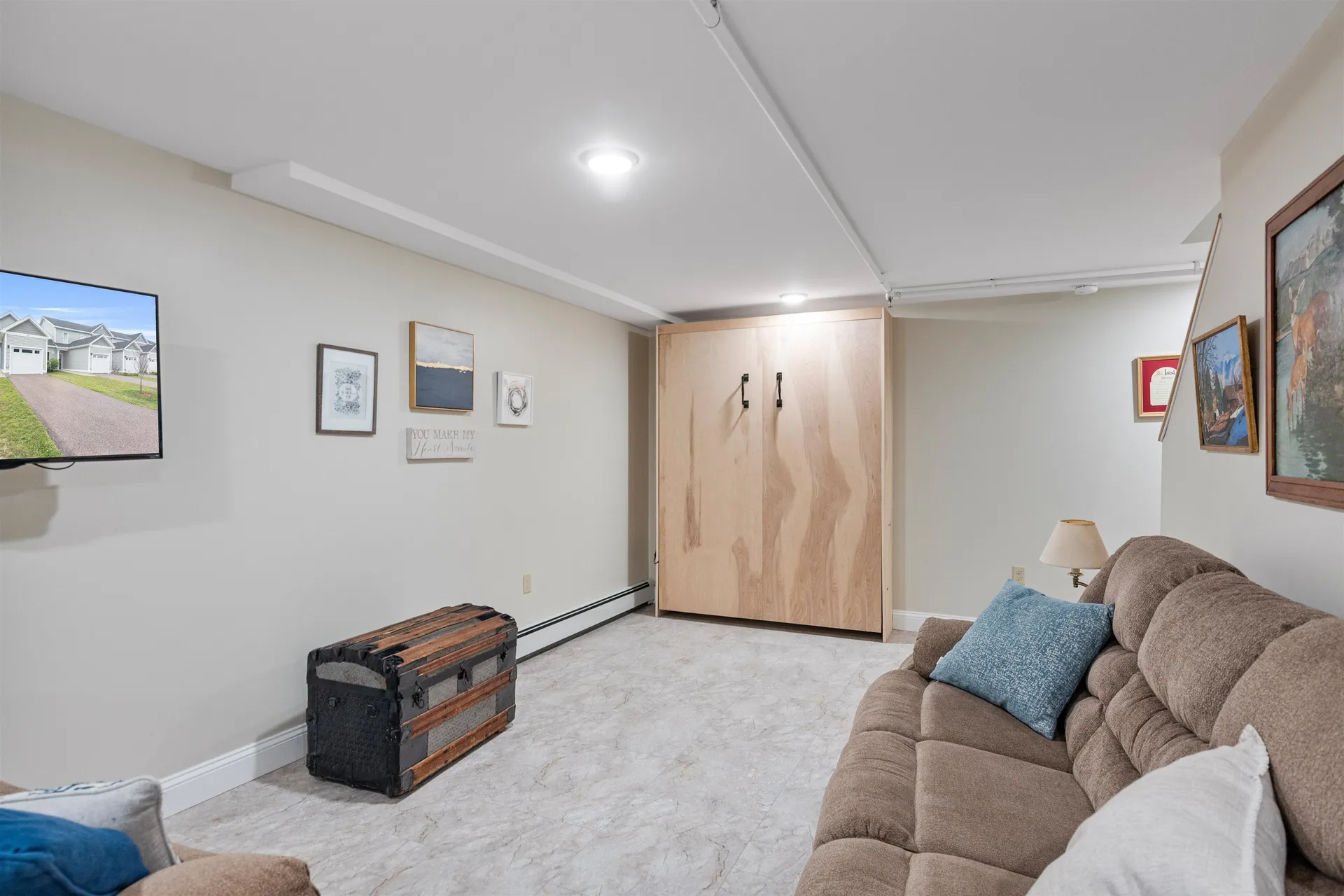 13 Clover Lane Hinesburg VT 05461