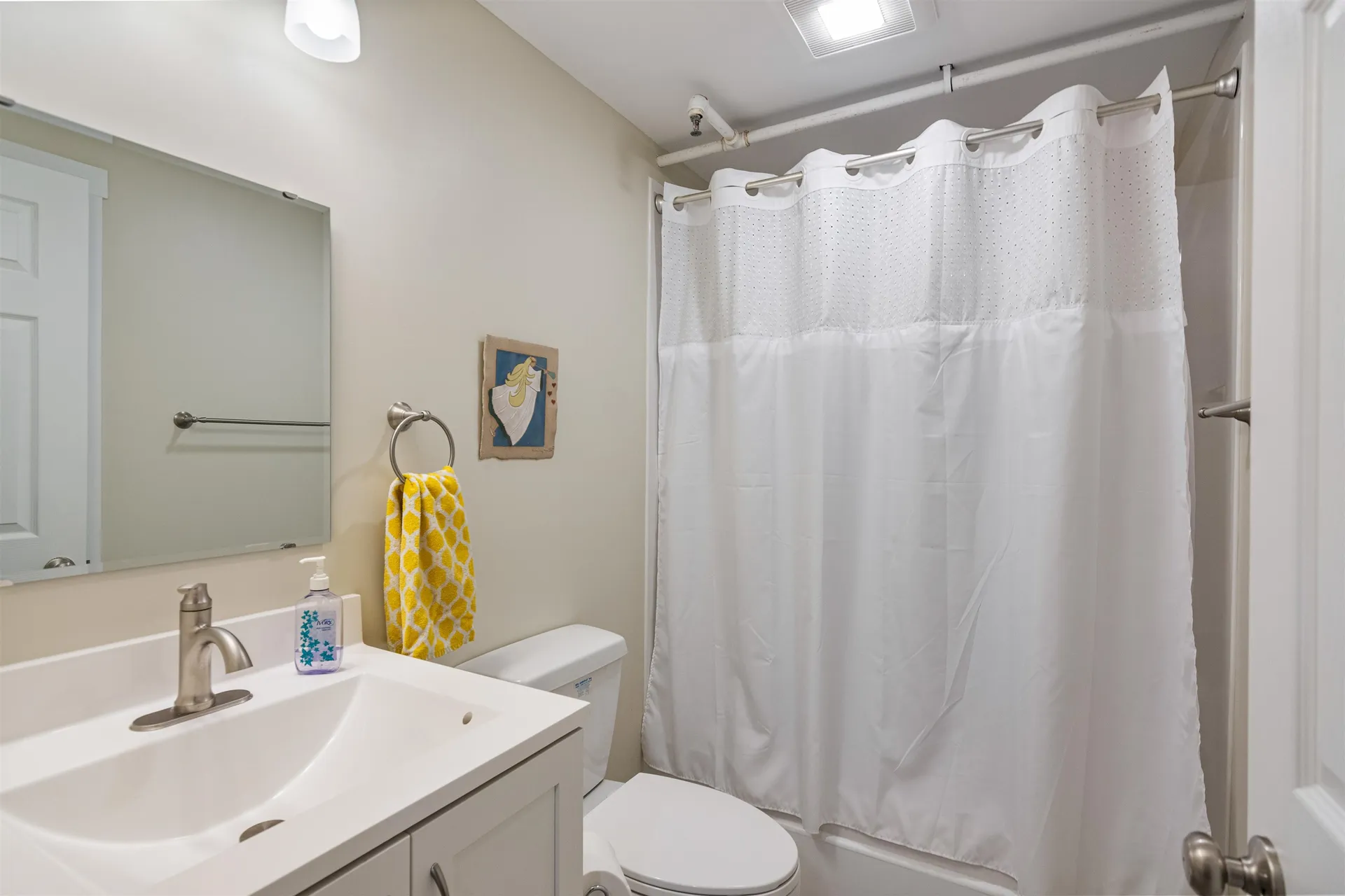 13 Clover Lane Hinesburg VT 05461