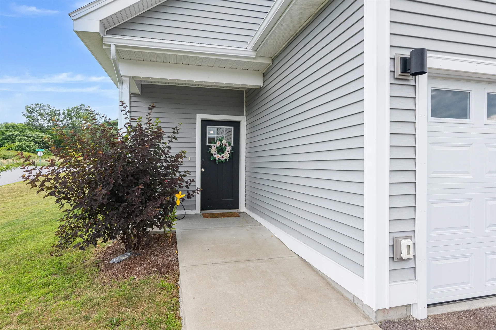 13 Clover Lane Hinesburg VT 05461