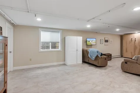 13 Clover Lane Hinesburg VT 05461