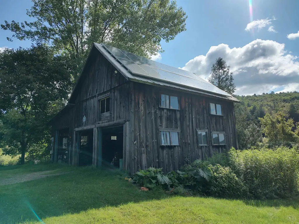 196 Peth Road Randolph VT 05060