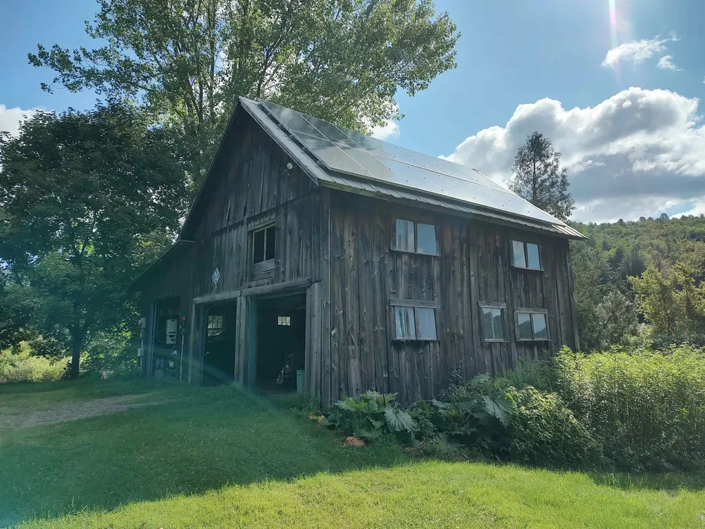 196 Peth Road Randolph VT 05060