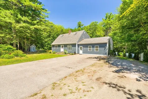 9 Chestnut Drive Gilford NH 03249
