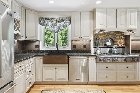 9 Chestnut Drive Gilford NH 03249