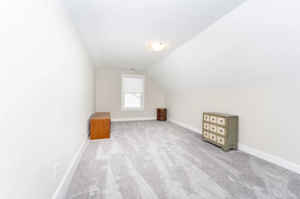 15 Rose Fountain Lane Hampton NH 03842