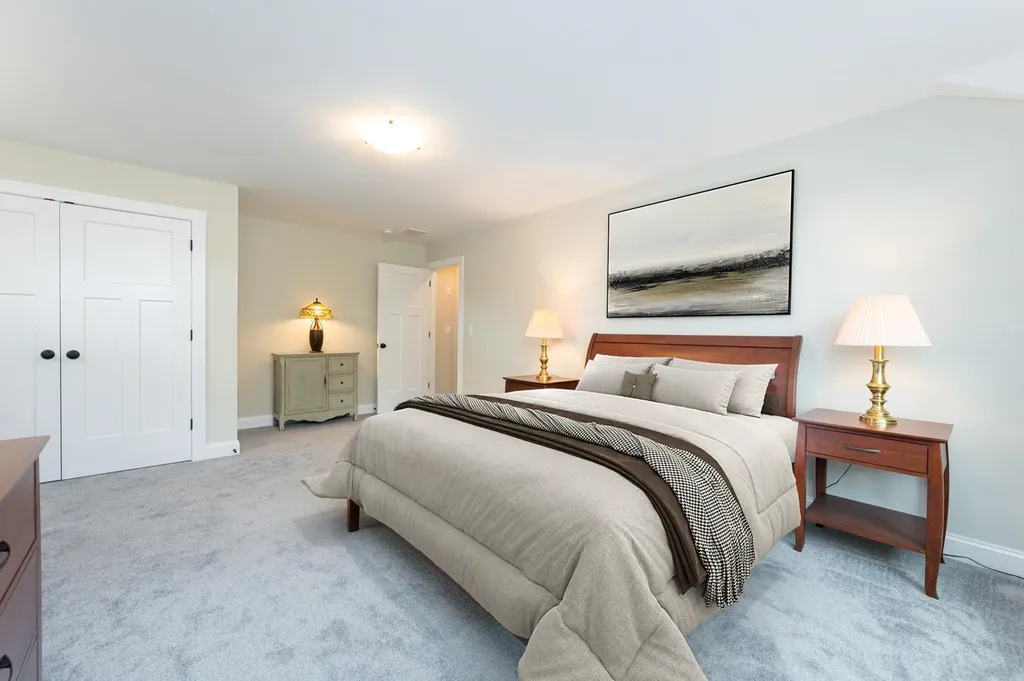 15 Rose Fountain Lane Hampton NH 03842