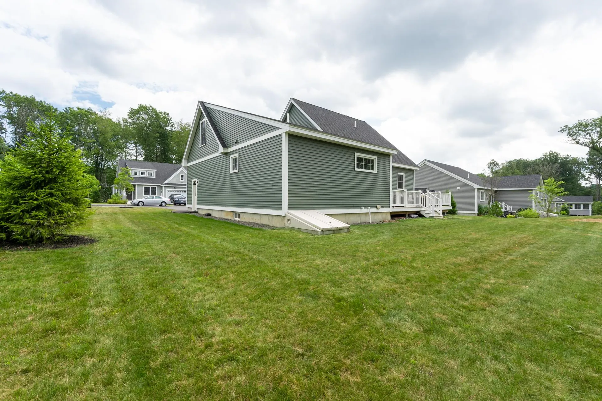 15 Rose Fountain Lane Hampton NH 03842