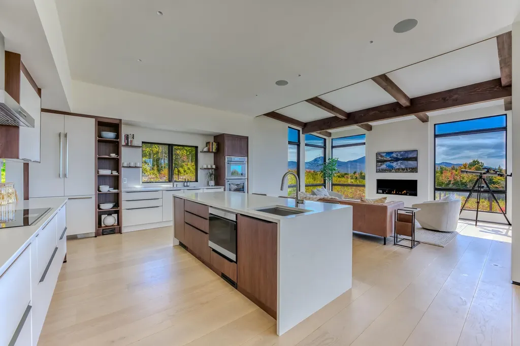 289 Ledgewood Drive Bethlehem NH 03574