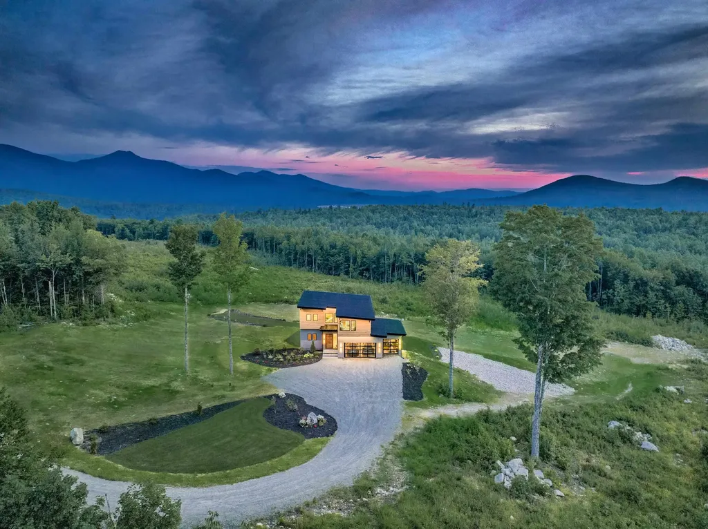 289 Ledgewood Drive Bethlehem NH 03574