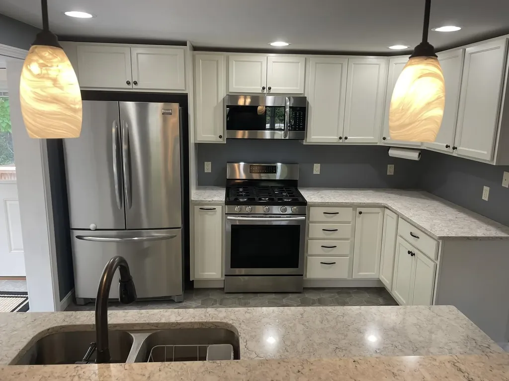 334-336 Main Street Sandown NH 03873