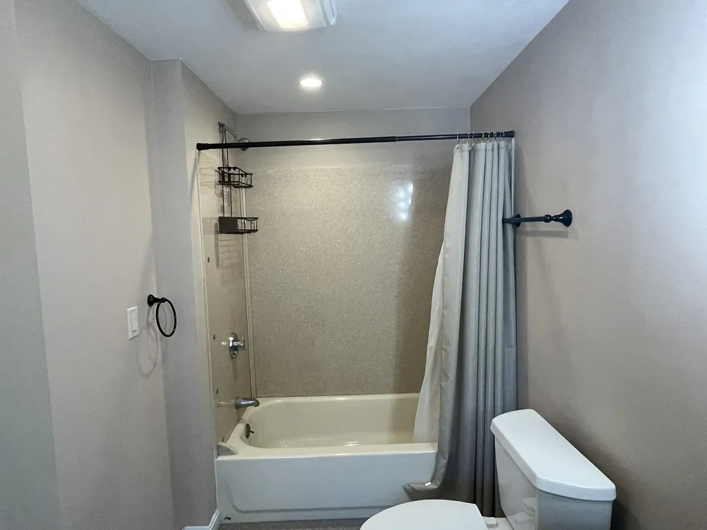 334-336 Main Street Sandown NH 03873