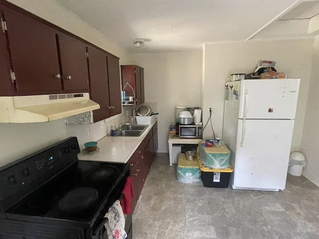 334-336 Main Street Sandown NH 03873