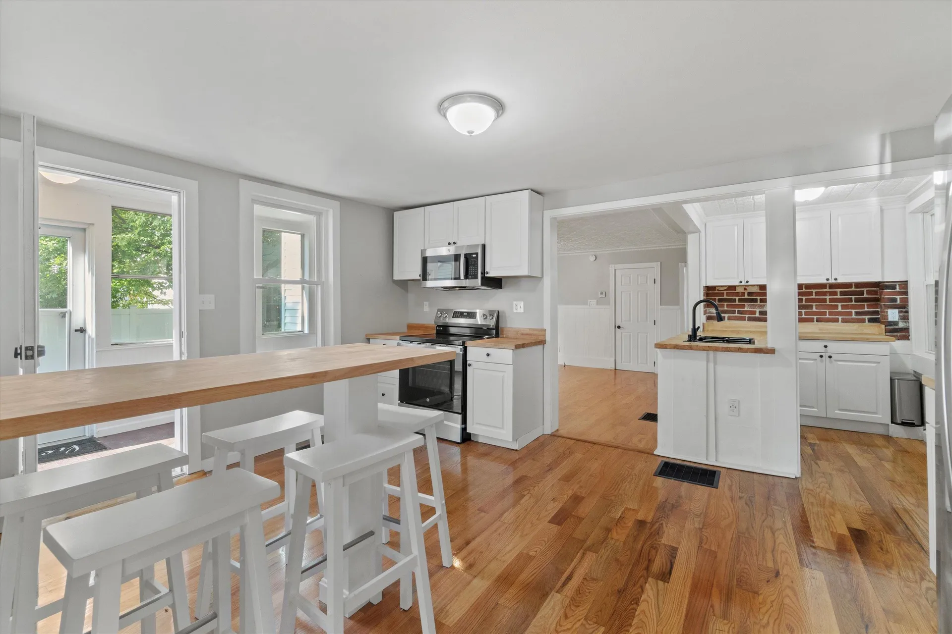 20 Tilton Street Manchester NH 03102