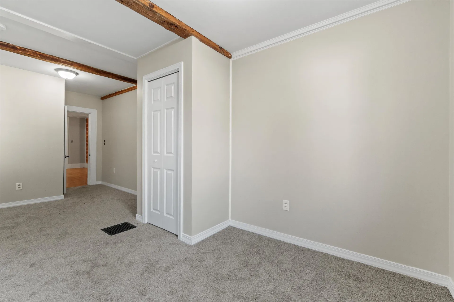 20 Tilton Street Manchester NH 03102