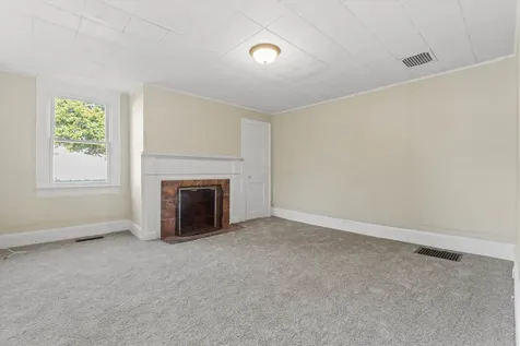 20 Tilton Street Manchester NH 03102
