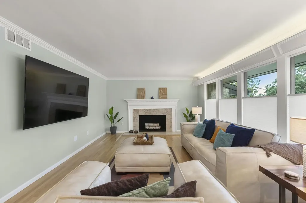 1239 Union Street Manchester NH 03104