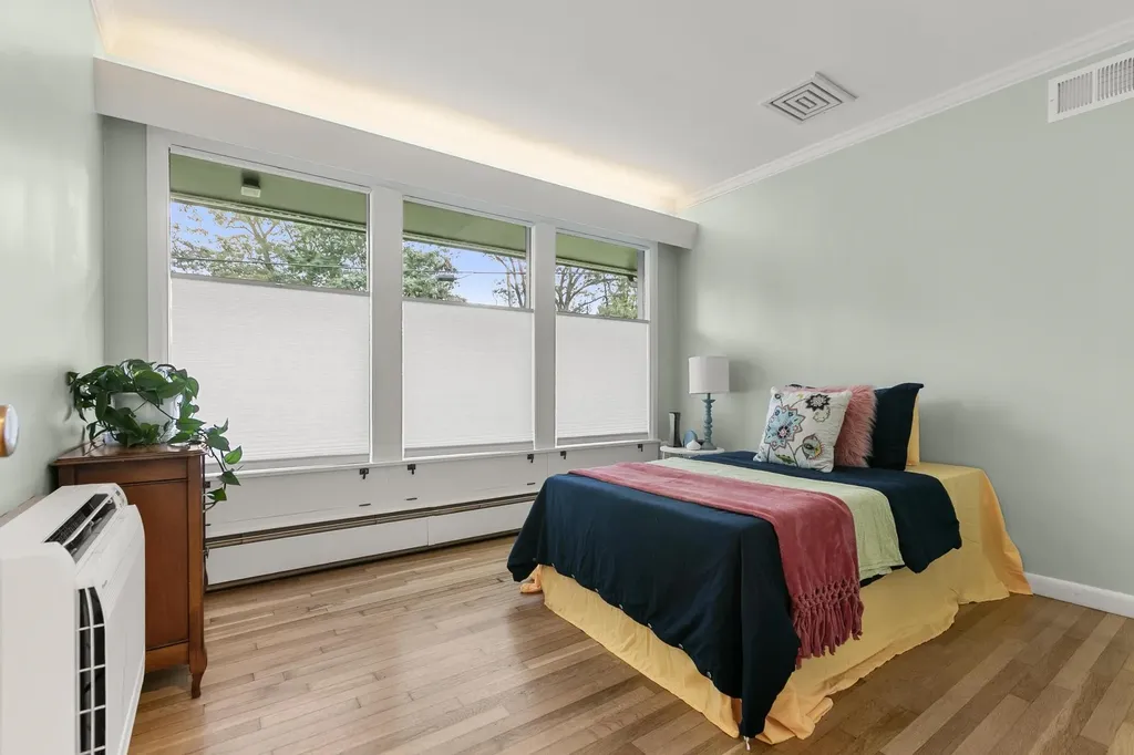 1239 Union Street Manchester NH 03104