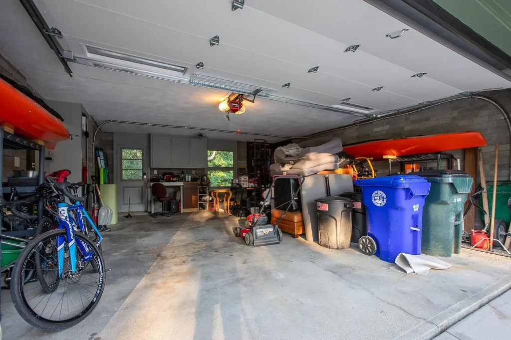 1239 Union Street Manchester NH 03104