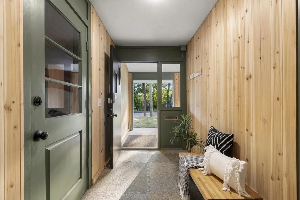 1239 Union Street Manchester NH 03104