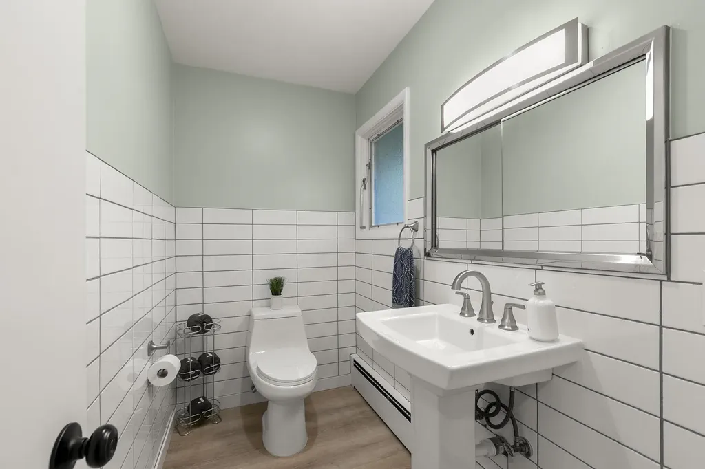 1239 Union Street Manchester NH 03104