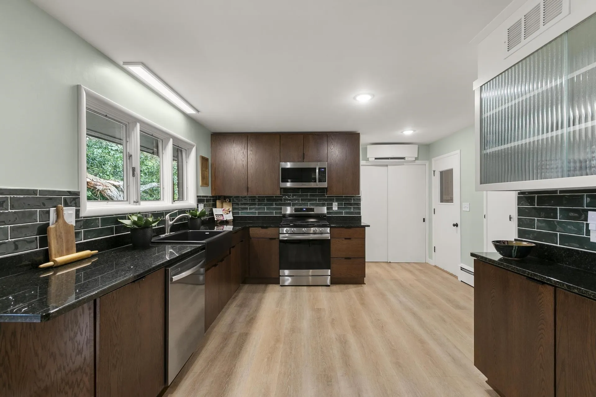 1239 Union Street Manchester NH 03104