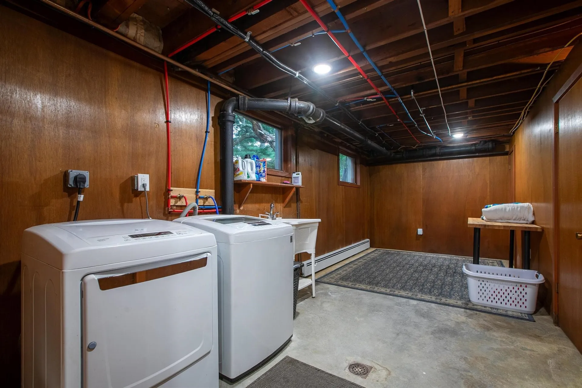 1239 Union Street Manchester NH 03104